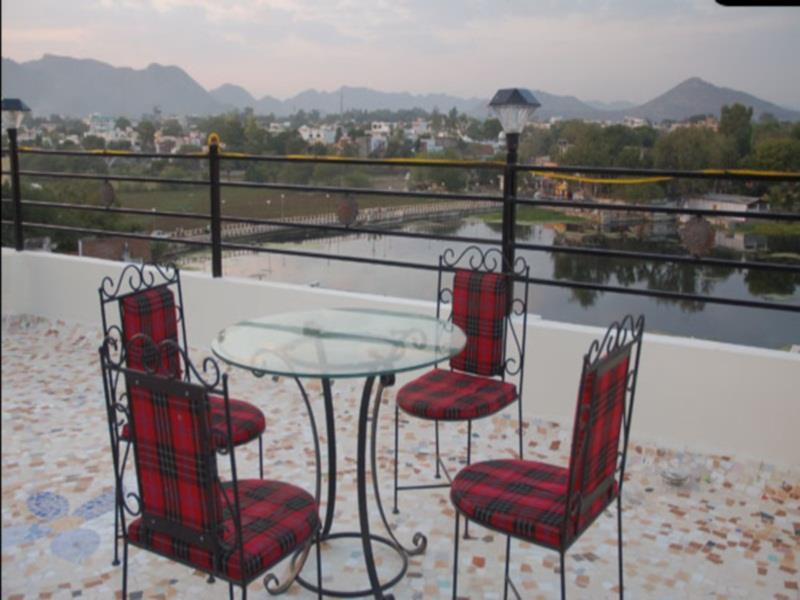 Whereabout Hostel Udaipur Exterior photo